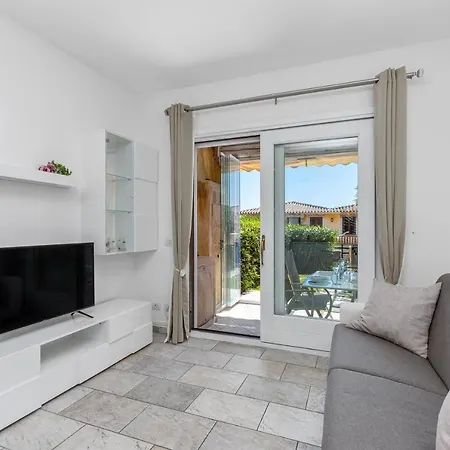 Holiday home Lo Squalo *